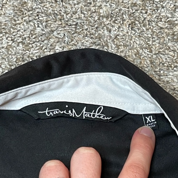 TRAVIS MATHEW Golf Polo. Size XL Black - Picture 2 of 5